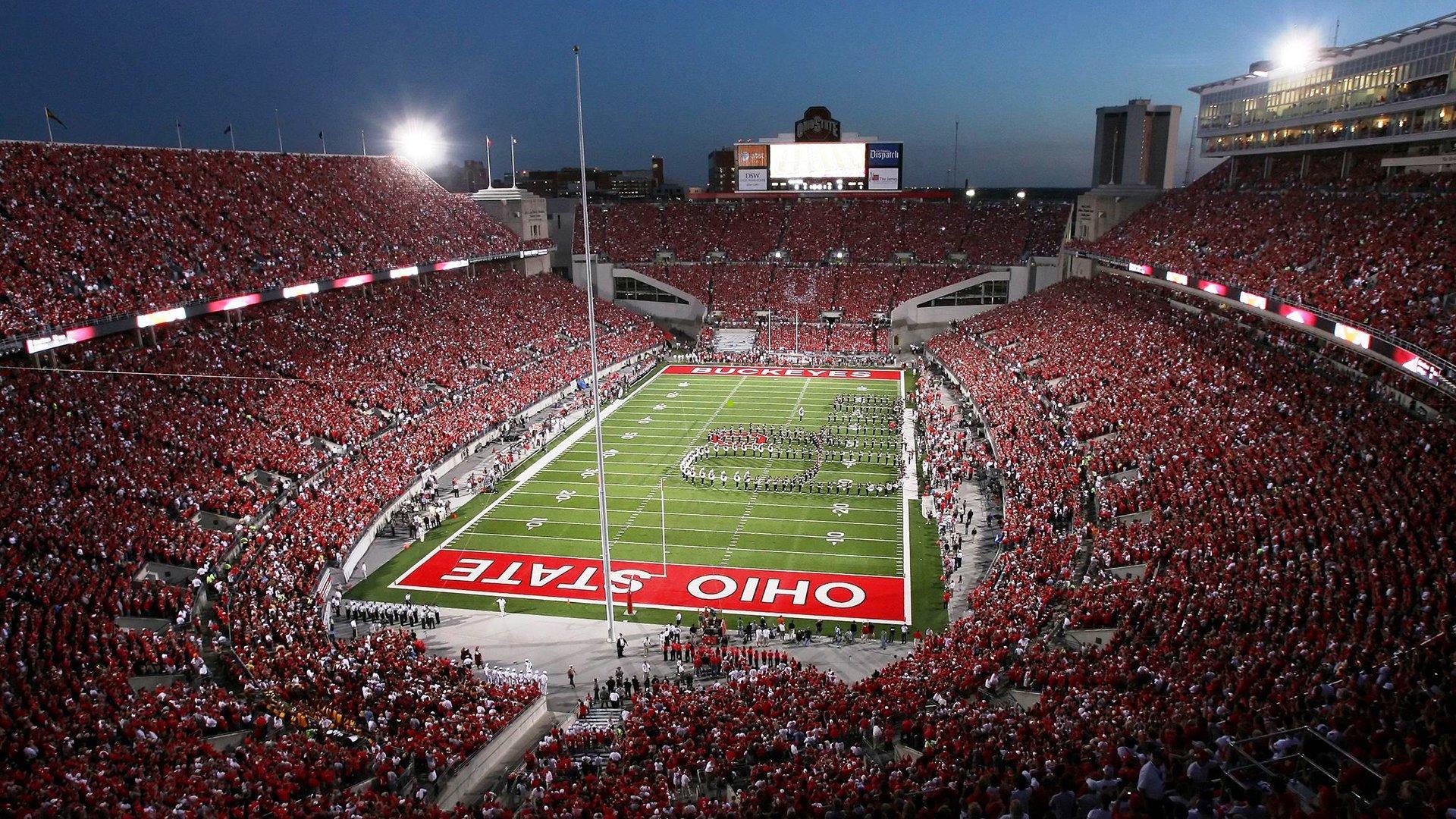 中超焦点战上演进球与红牌狂潮,法比奥双响助10人国安6-1横扫9人泰山